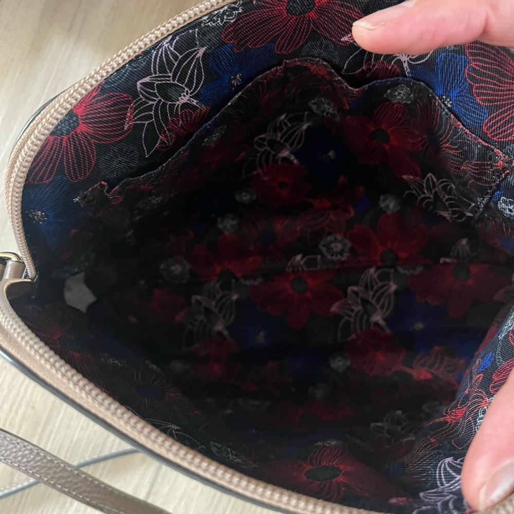 - LODIS mini crossbody - Picture 5 of 11